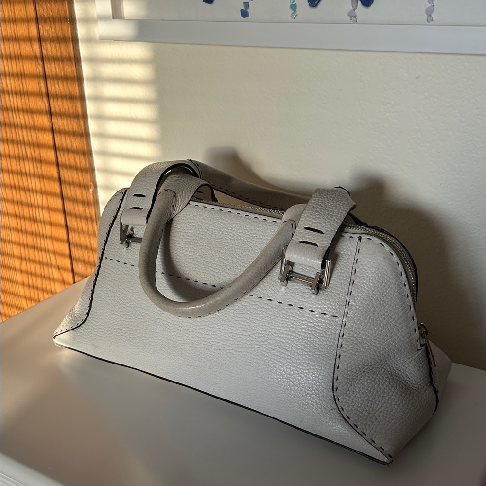 VBH avenue 1st edition handmade in Italy